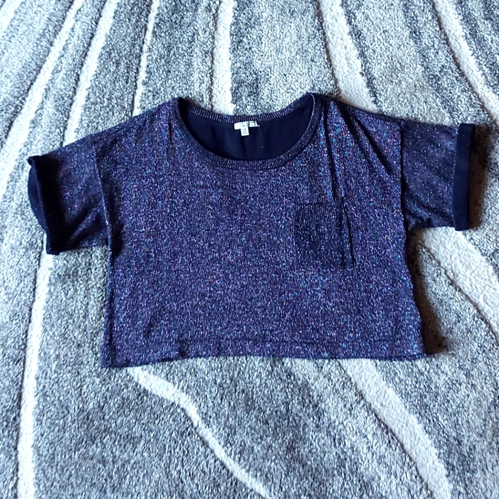 ✨ I love H81 Los Angeles Sparkly Cropped Tee